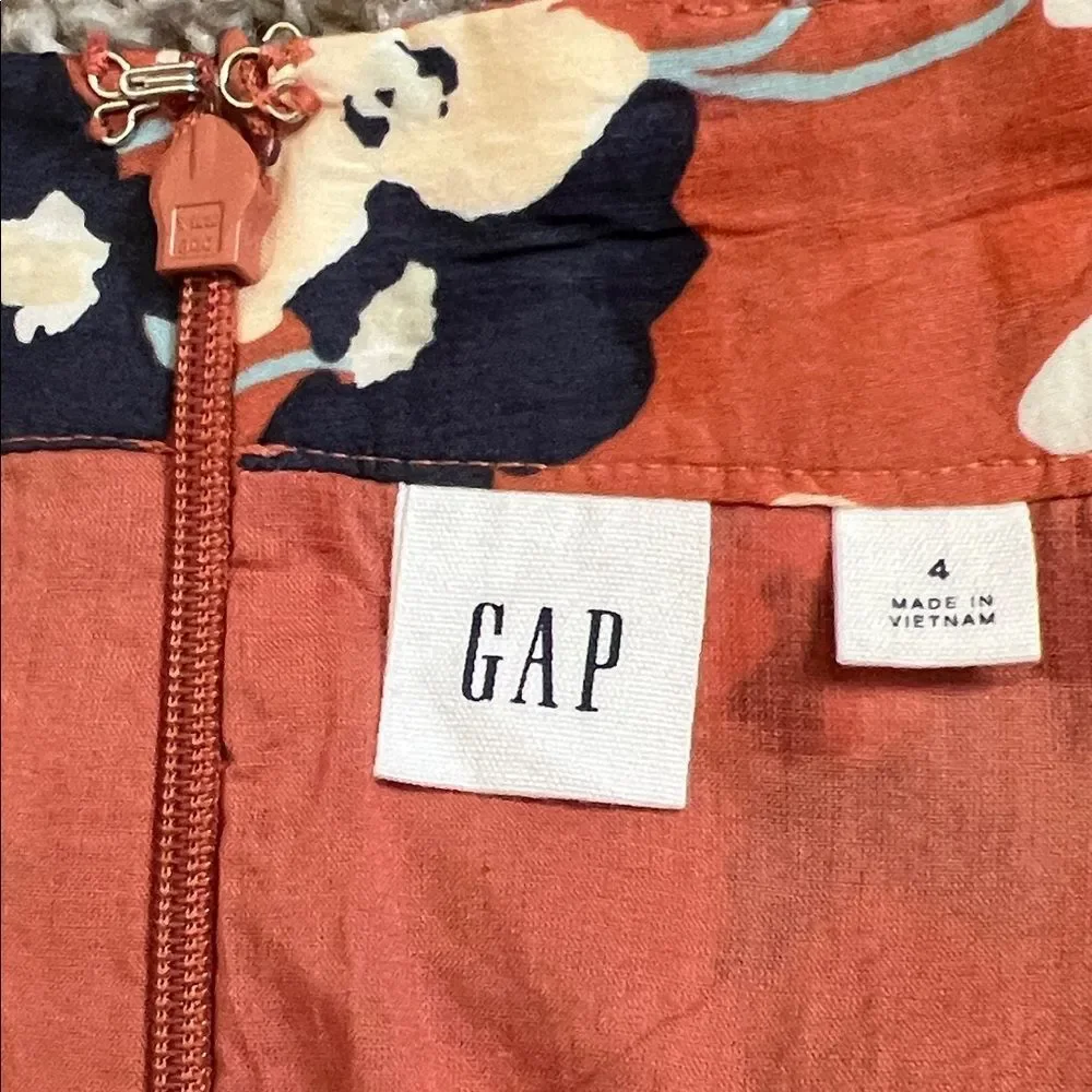 Like New! Gap Floral Maxi Skirt Ruffle in Size 4